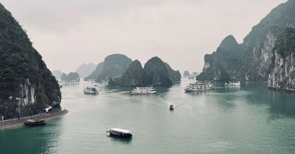 "Ha long Bay Overnight Cruise:" boats floating in the majestic Ha Long Bay